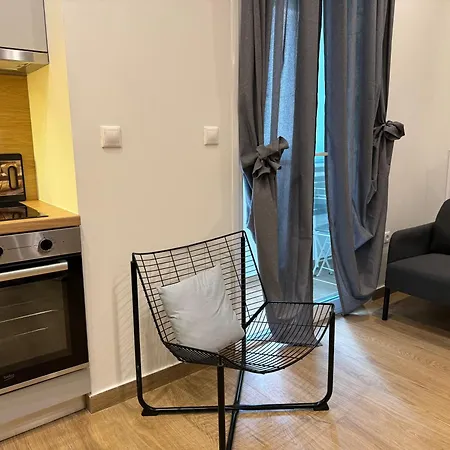 Dekolomvou Apartment *